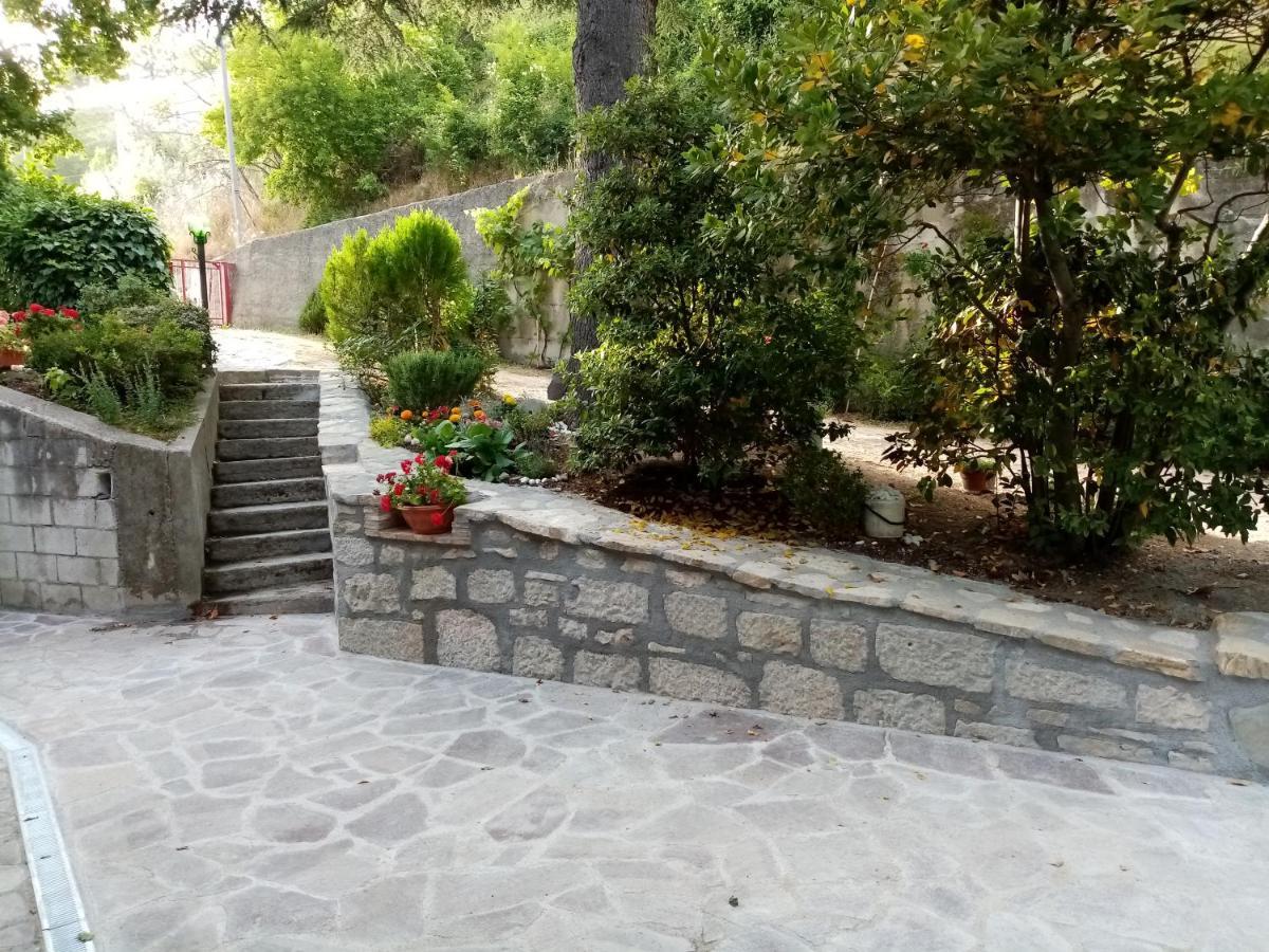 Casa Vacanza Giardino Guardiabruna Exterior foto